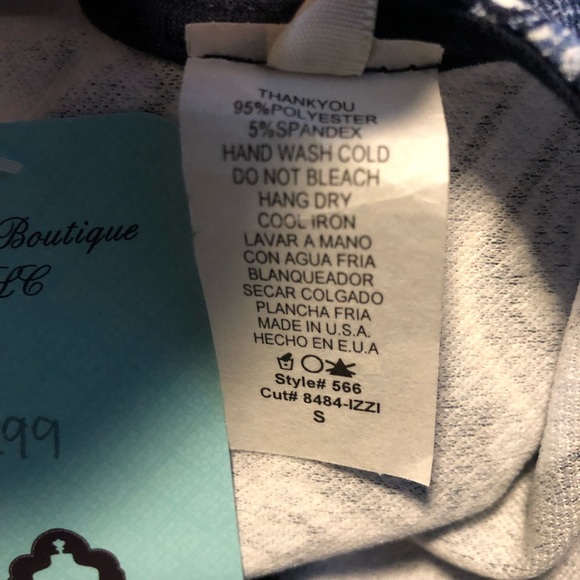 Moa Collection Bodycon Floral Dress - Picture 3 of 5